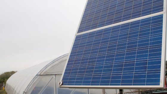 How To Heat A Greenhouse With Solar Panels